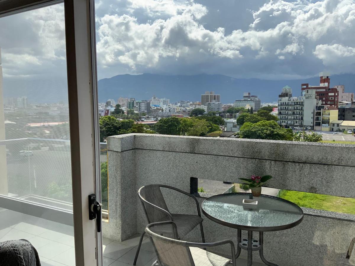 茉白電梯民宿bed And Breakfast Elevator 花蓮夜市電梯包棟 Hualien Buitenkant foto